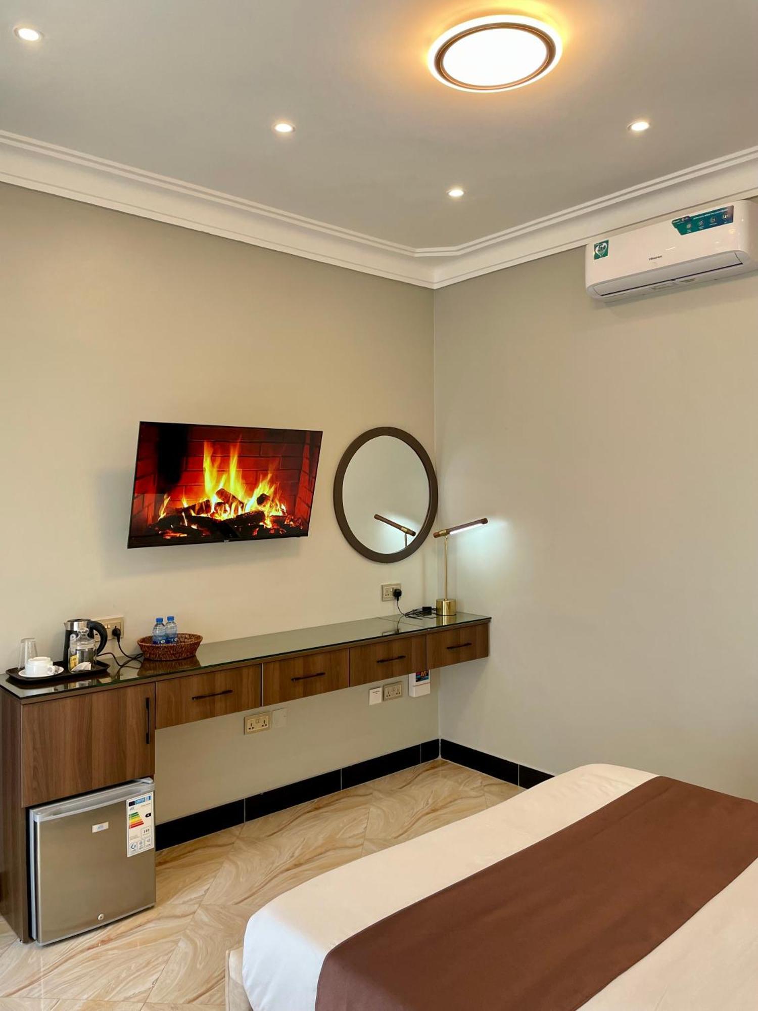 캄팔라 The Nook Boutique B&B 외부 사진